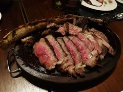-恰餐厅及酒吧 CHAR Bar & Grill (北京丽都皇冠假日店)