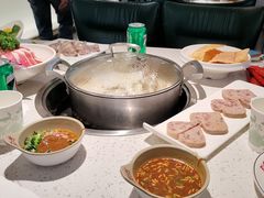 -三人行骨头王火锅(长寿店)