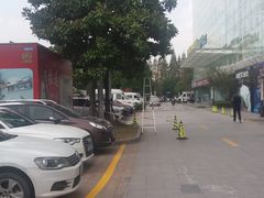 -红星美凯龙全球家居生活广场停车场(汶水店)