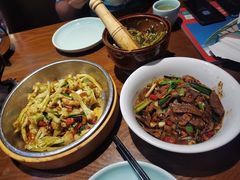 -老长沙湘菜馆(凤凰路店)