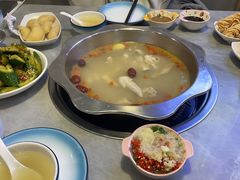 -光头药膳鸡(莱茵小镇店)