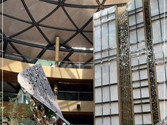 -上海滴水湖皇冠假日酒店