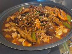 -徐记小怪兽肉蟹煲(中央大街店)