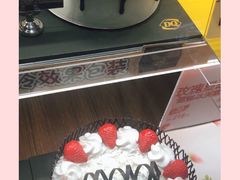 -DQ·蛋糕·冰淇淋(龙湖狮山天街店)