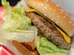 -肯德基(凯德国贸店)