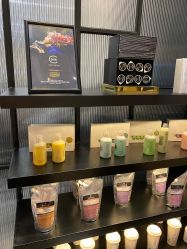 -HAIR CORNER
