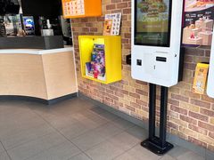 -麦当劳(政通路店)