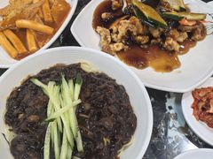 -桃园中华料理炸酱面(燕儿岛路店)