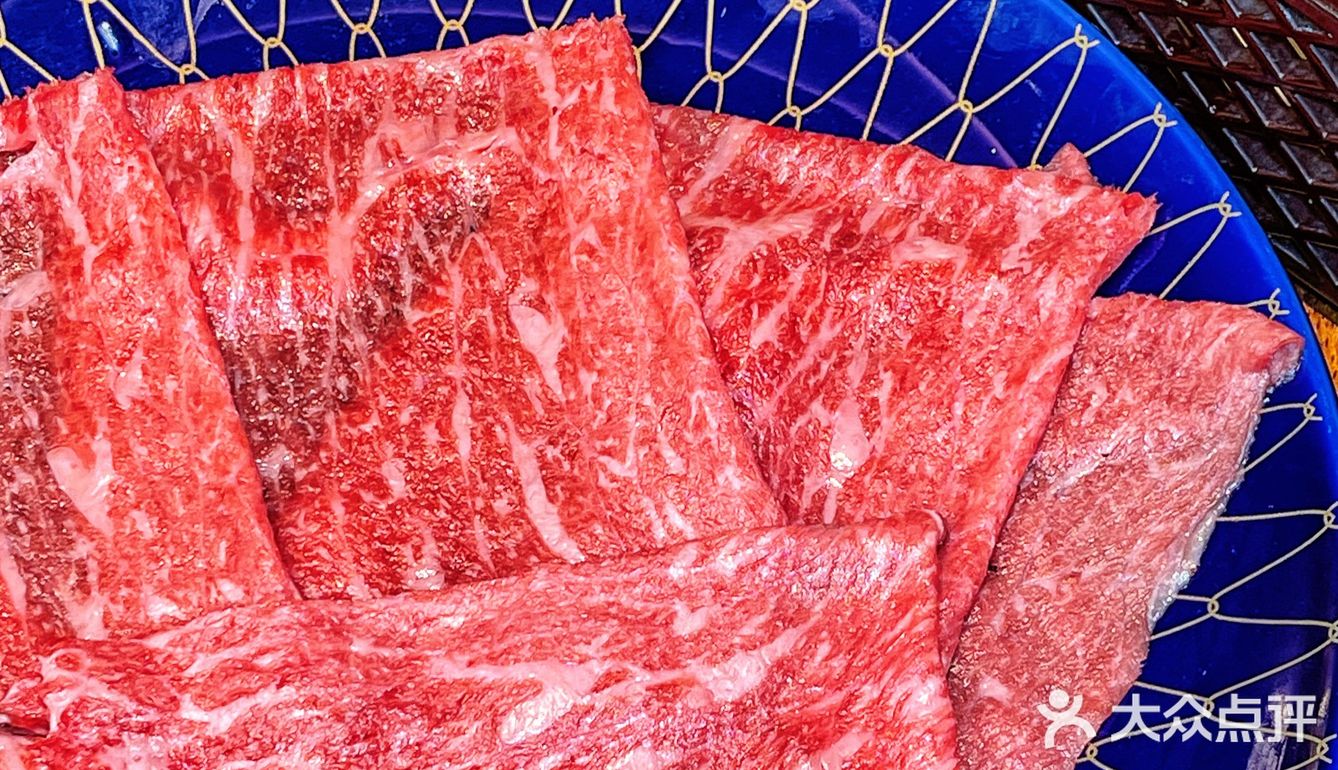 换装拍照+吃饭👘店里都是🫣摇曳的樱花美眉