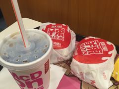 -麦当劳(秣陵路店)