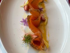 甜菜头腌制三文鱼-云厨·高空西餐厅(成都瑯珀·凯悦臻选酒店)