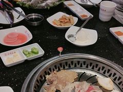 -木槿花韩式炭烤·熟成肉工坊(孙文东路店)