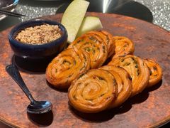 鸭肝酱伴葱油饼-杭州西子湖四季酒店·金沙厅