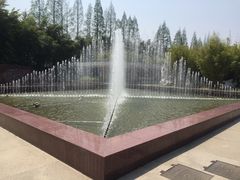 -上海市龙华烈士陵园