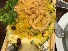-Chom Cafe and Restaurant