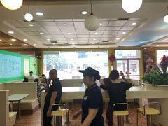 -六和餐饮(东城根店)