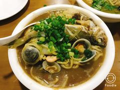 -象山小白象海鲜面