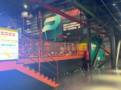 -极限PLAY运动娱乐新世界·团建派对潮玩休闲馆·室内蹦极高空游乐园