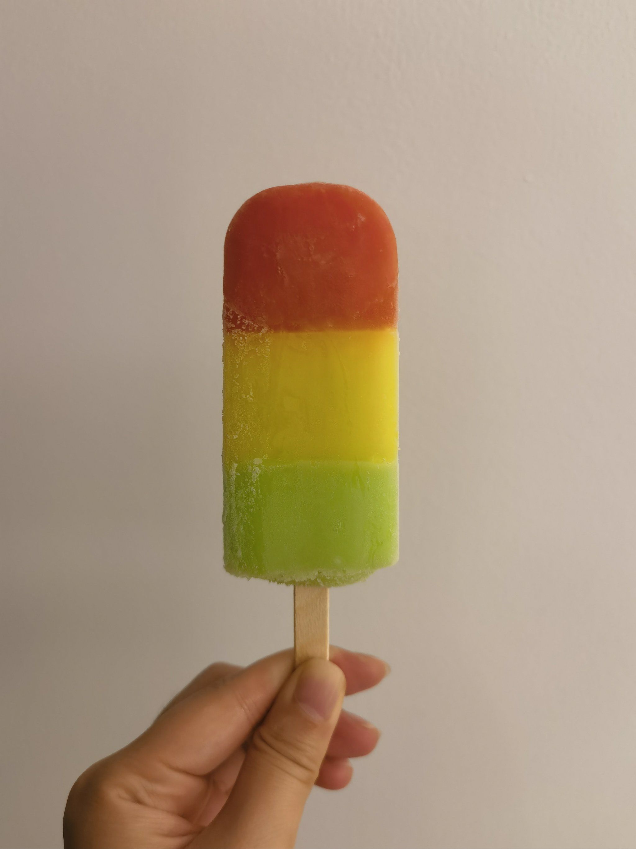 不贵,但是真的慎重买

#棒冰#冰淇淋#用照片记录这个夏天#十一来