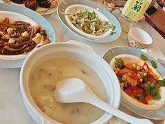 -鸿宾楼(展览馆路店)