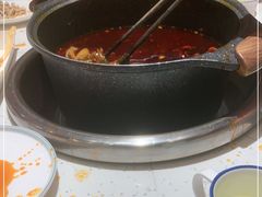 -佬缸炮江湖川菜(玉林店)