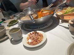 -左庭右院鲜牛肉火锅(金山万达店)