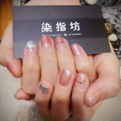 点击看大图 樱花季节-染指坊日式美甲美睫设计中心