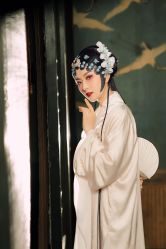 点击看大图 -盘子女人坊古装写真摄影(南京总店)