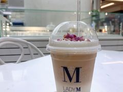 冻法国玫瑰鲜奶茶拿铁-Lady M New York(澳门伦敦人店)