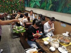 大堂-鸿记煌三汁焖锅(府前路店)