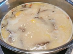 -煲王粤菜餐厅(中侨中心店)