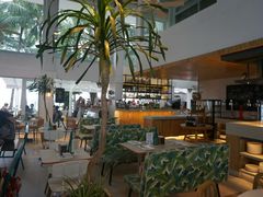 -Cha Cha's Beach Cafe