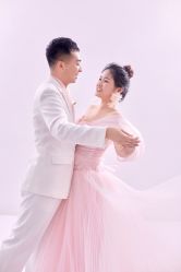 -太郎花子婚纱摄影艺术中心