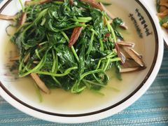 -自游人·美食一楼