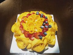侧面芒果塔-Strawberry Butterfly草莓蝴蝶日式水果挞