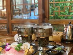 -丽江庭院·云南野生菌·海鲜火锅(鼓楼四合院店)
