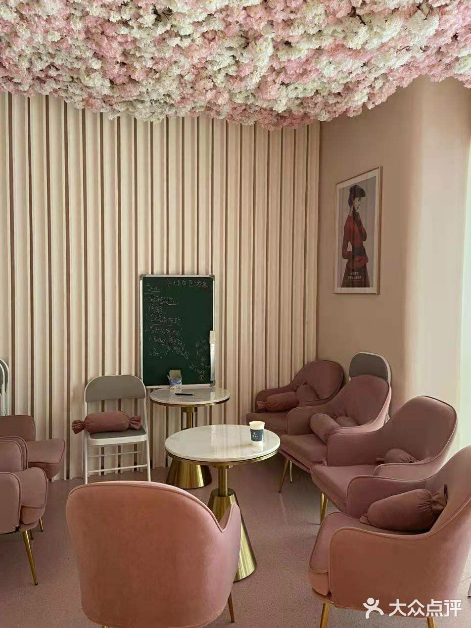 香榭丽舍SPA|女孩学会奖励自己做身体护理