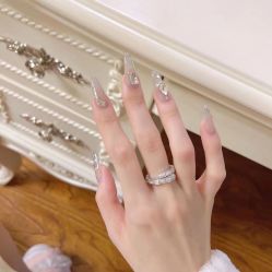 -米小兔美甲美睫