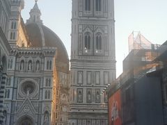 -文艺复兴百货(米兰大教堂广场店)