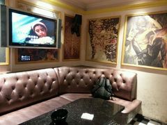 -环球梦主题KTV(曲阳生活购物中心店)