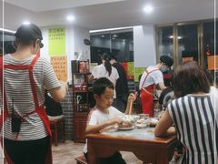 -黄师奶甜品店