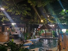 -泉城欧乐堡戏水湾艺术养生温泉