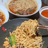 论江湖气息还得是这一口重庆小面啊！🍜