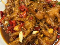 -堂瓦里·33年传统赣菜(第一街区店)