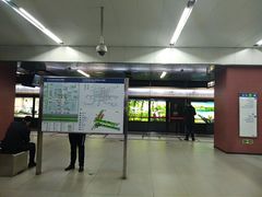 -白石桥南(地铁站)