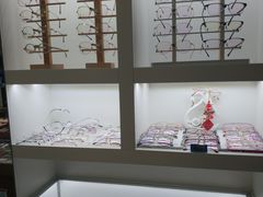 -广州宝岛眼镜武汉和光眼镜市场西区店