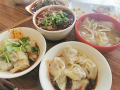 -继红顺河抄手名小吃