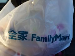 -全家便利店(莲花池东路店)