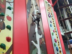 -蒙特利亲子乐园