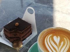 -UNI UNI(环亚凯瑟琳店)